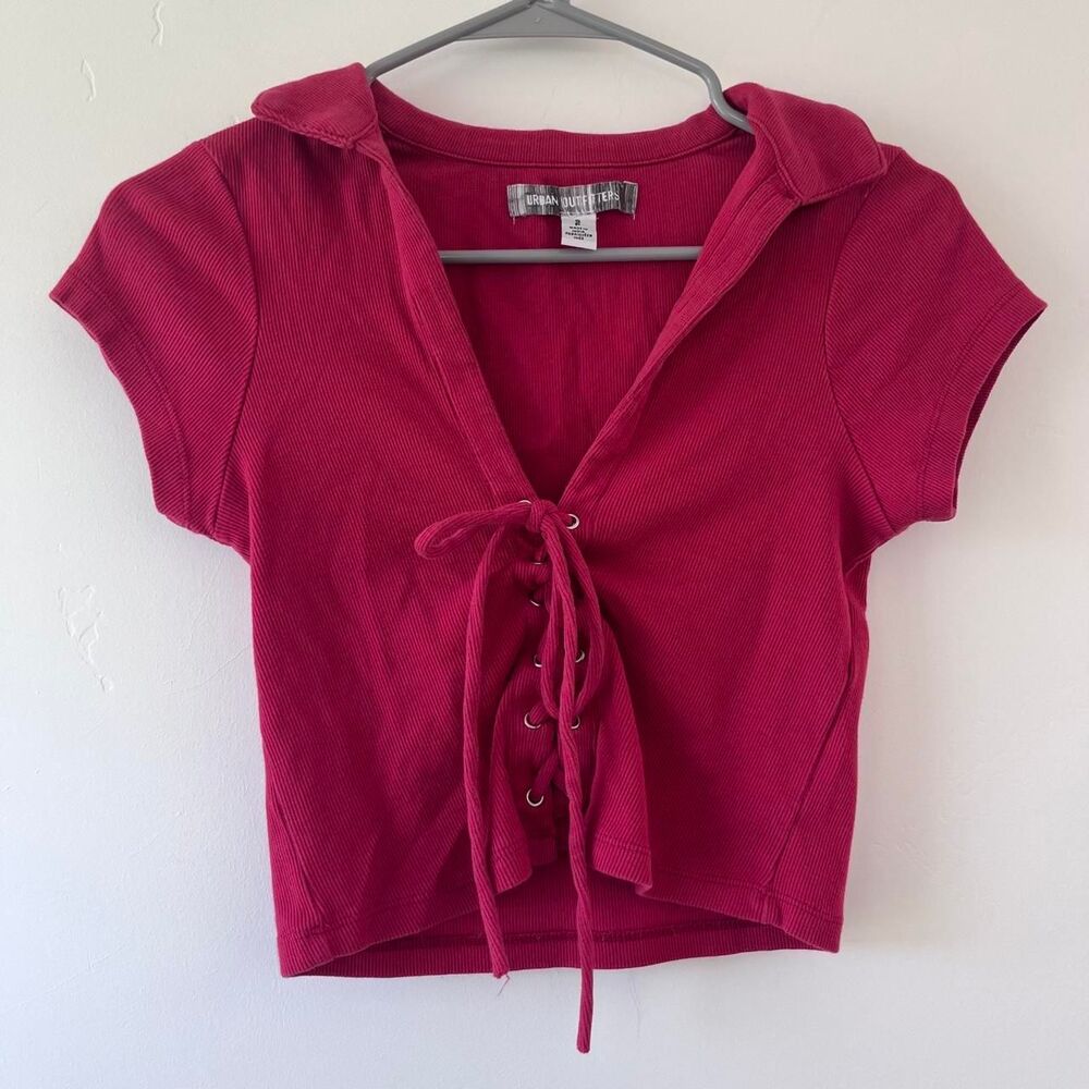Urban-outfitters Women's Red and Pink Crop-top